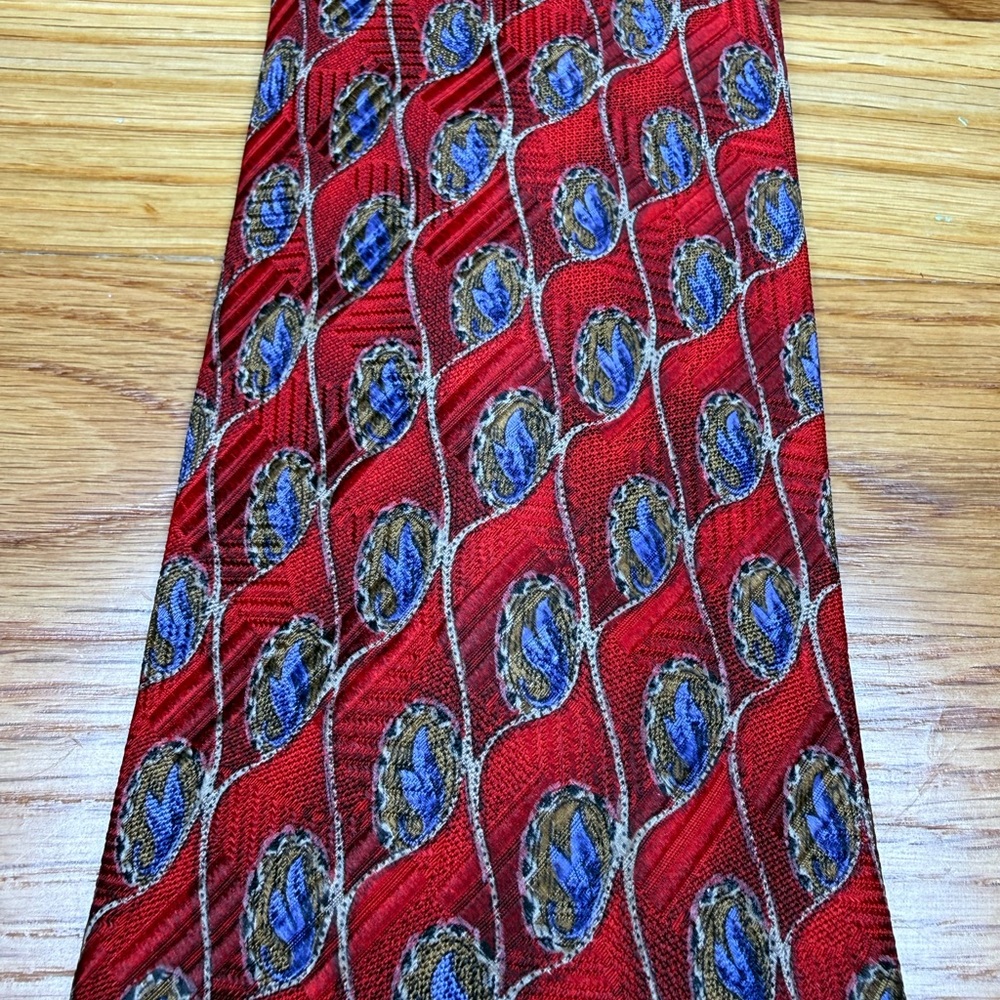 Robert Talbott Red and Blue Patterned Silk Tie - image 5